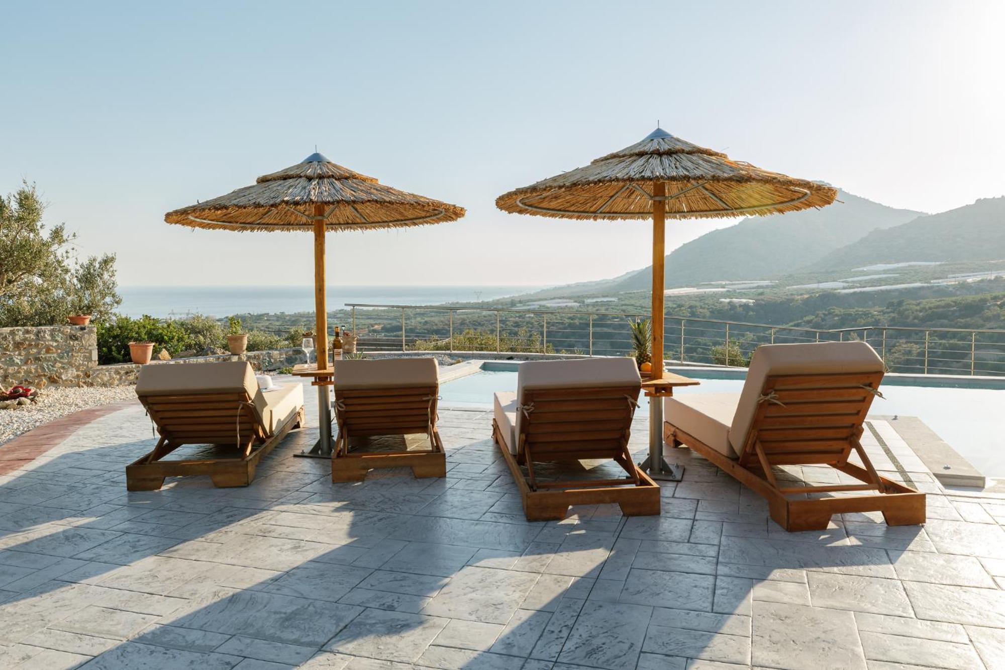 Mediterranean View Villa Makry Gialos (Crete)